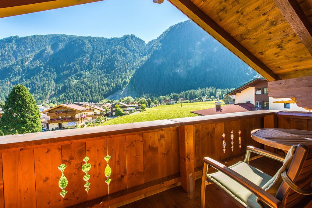 Hotel Moroder Haus à Mayrhofen Extérieur photo