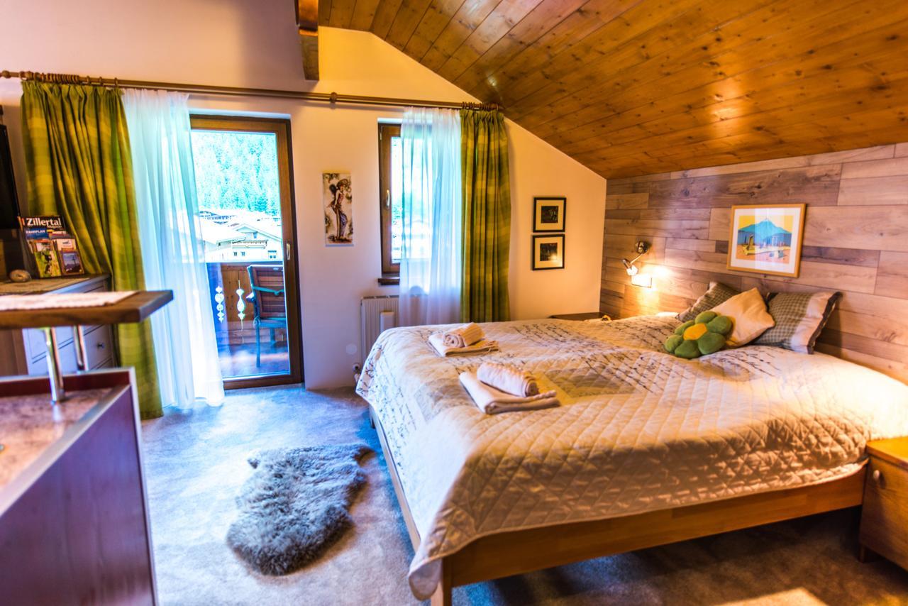 Hotel Moroder Haus à Mayrhofen Extérieur photo